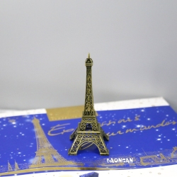 Mô hình tháp Eiffel trang trí để bàn